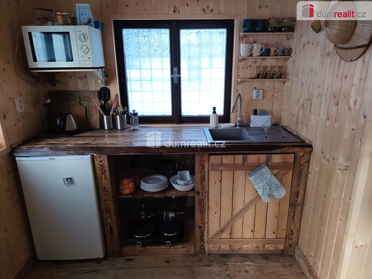 Prodej chaty 35 m², pozemek 612 m²